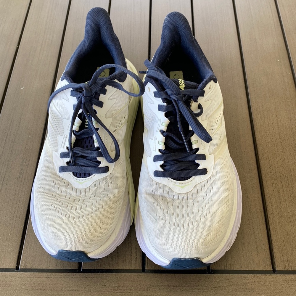 Hoka arahi 5 stability without limits